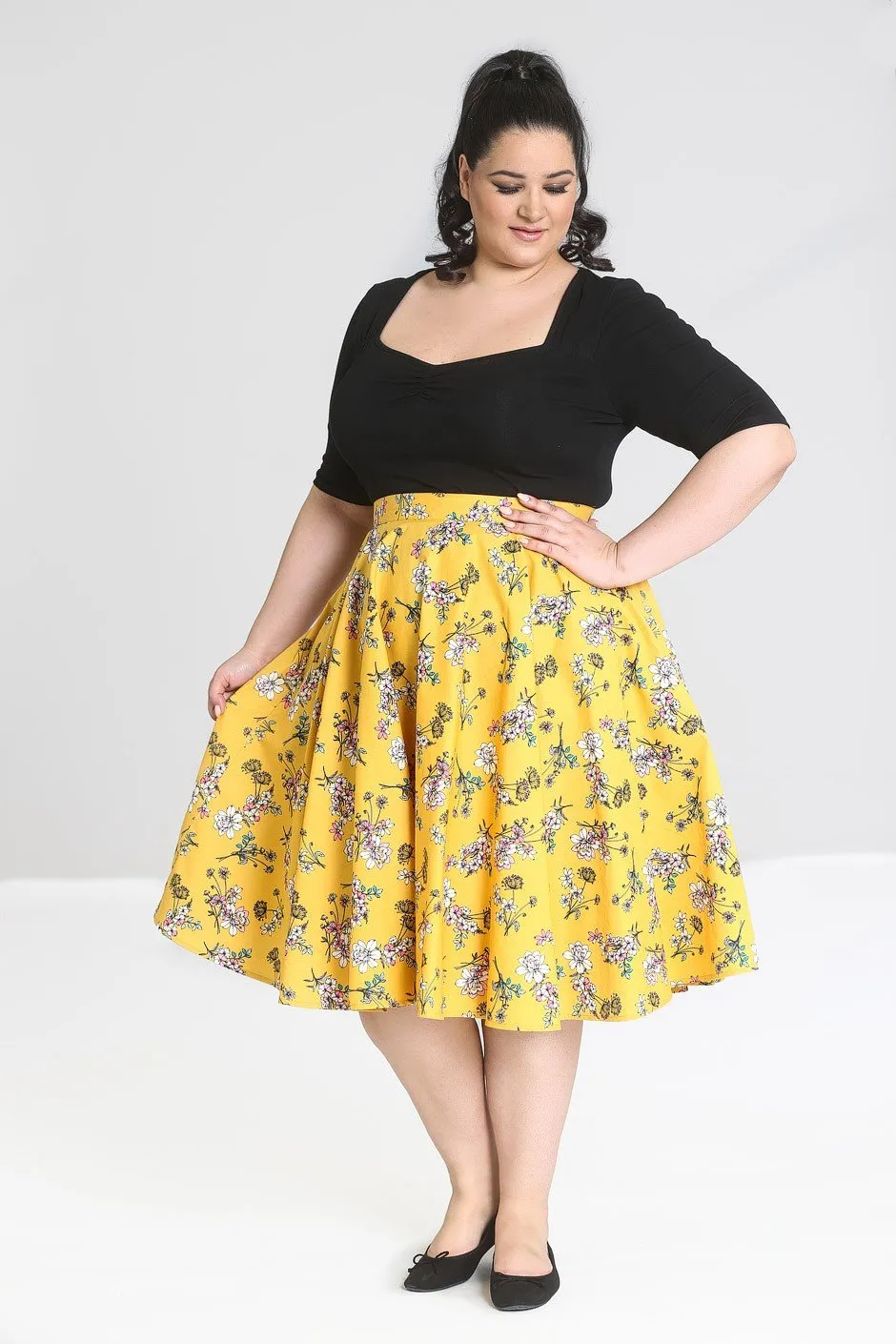 Hell Bunny Summer Vintage Garden Muriel Mustard Yellow 50's Skirt with Pockets