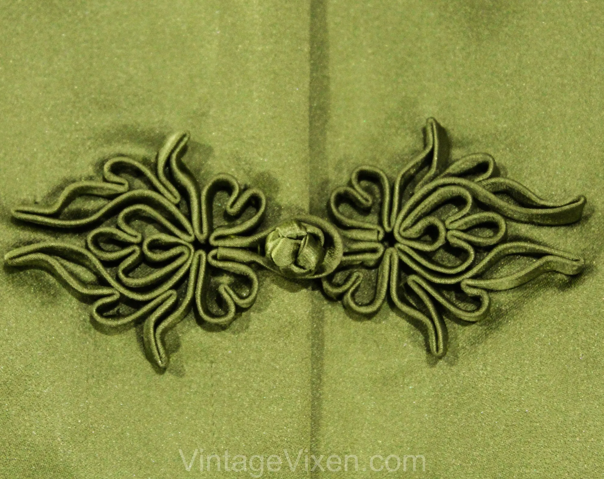 Size 4 1950s Hostess Jacket & Pant Set - Amazing Grand Dame 50s Asian Formal Ensemble - Sage Green Silk Satin - Mandarin Collar - Waist 25