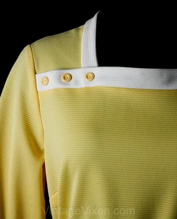 Size 8 Kitsch 60s Yellow Leisure Suit - Polyester Knit Ladies Shirt Pant - 1960s Two-Piece Theme Party Outfit - Bust 36 NOS Deadstock